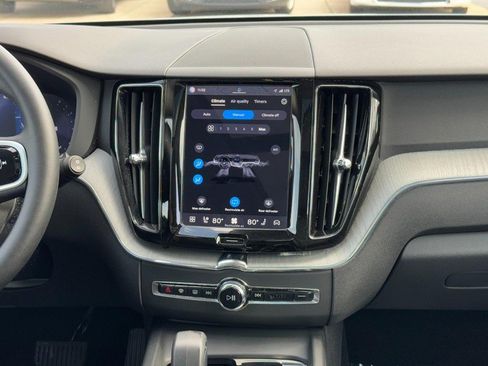 Certified 2025 Volvo XC60 B5 Plus image 14
