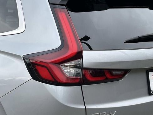 Used 2025 Honda CR-V Sport-L image 5