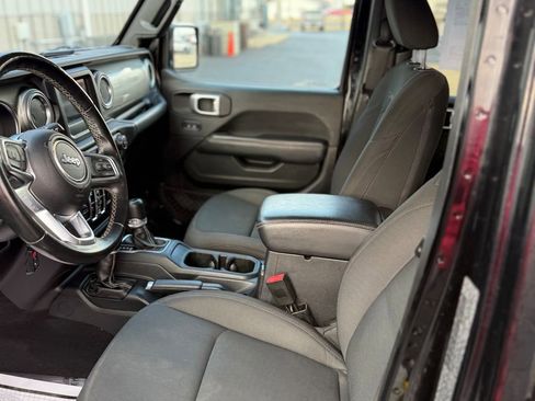 Used 2020 Jeep Wrangler Unlimited Sahara image 51