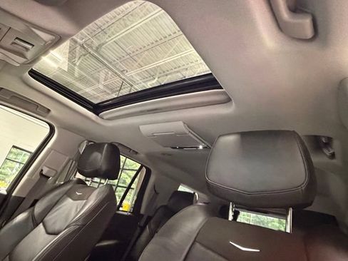 Used 2017 Cadillac Escalade Luxury AWD/4WD image 30