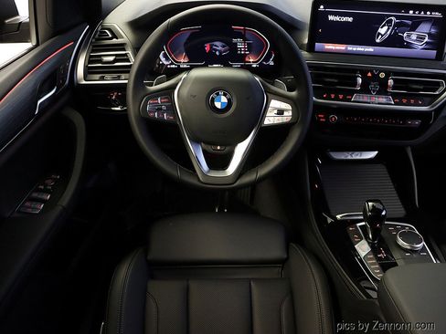 New 2025 BMW X4 xDrive30i w/ Premium Package image 15