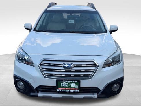 Used 2016 Subaru Outback 2.5i Limited AWD/4WD image 2