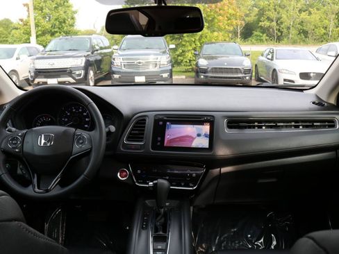 Used 2016 Honda HR-V EX-L image 41