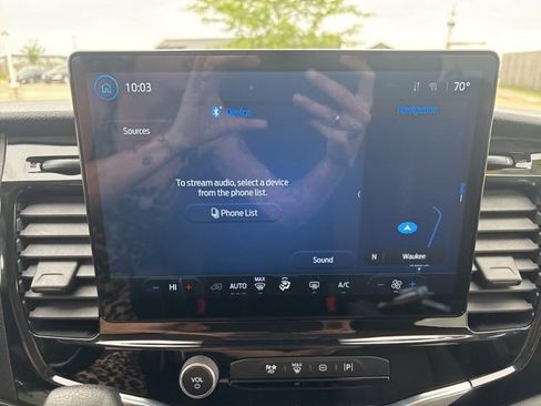 Used 2024 Ford Transit 350 XLT RWD image 12