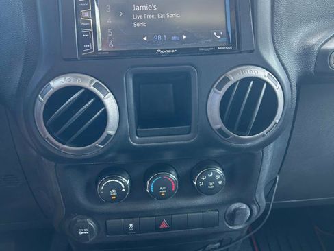 Used 2013 Jeep Wrangler Sport AWD/4WD image 12