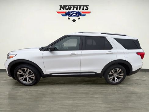 Used 2020 Ford Explorer Platinum image 2