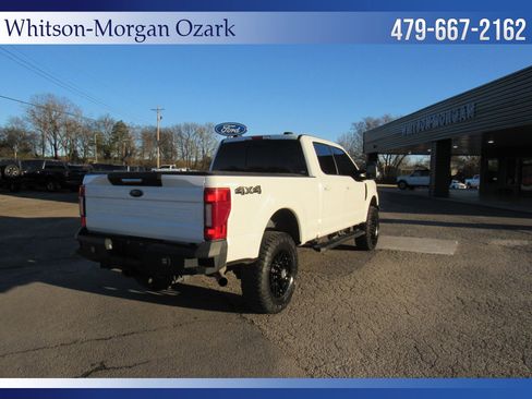 Used 2022 Ford F250 Lariat w/ Black Appearance Package image 11