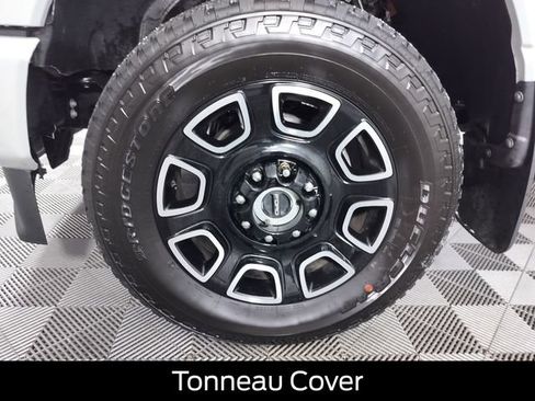 Used 2025 Ford F350 Platinum image 19