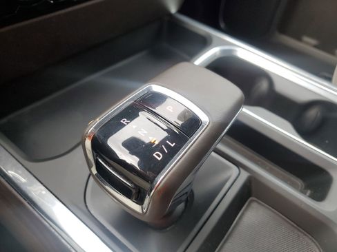 Used 2024 GMC Sierra 1500 SLT w/ SLT Premium Plus Package image 24