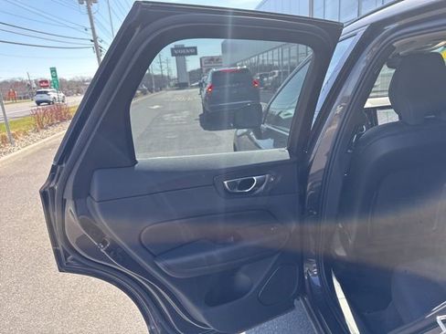 Certified 2025 Volvo XC60 B5 Plus image 16