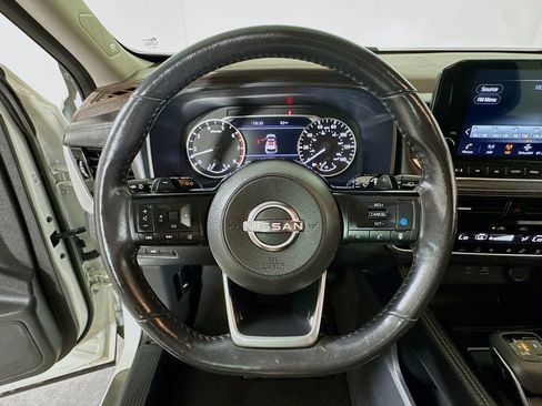 Used 2023 Nissan Rogue SL w/ SL Premium Package FWD image 9