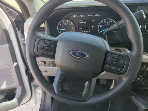 New 2025 Ford F350 XLT w/ FX4 Off-Road Package AWD/4WD image 16