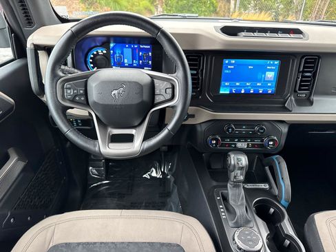Certified 2023 Ford Bronco Wildtrak AWD/4WD image 22