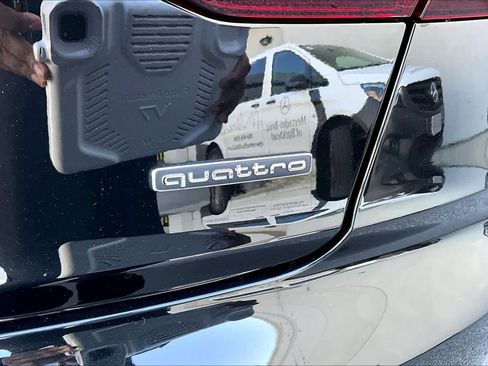 Used 2023 Audi A8 L 3.0T image 9