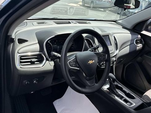Used 2024 Chevrolet Equinox LT FWD image 9