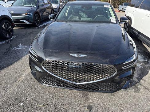 Used 2026 Genesis G70 2.5T Prestige image 2