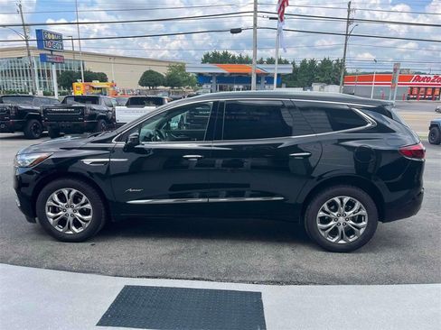 Used 2020 Buick Enclave Avenir w/ Avenir Technology Package image 6