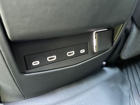 Used 2023 Cadillac Escalade Sport AWD/4WD image 24