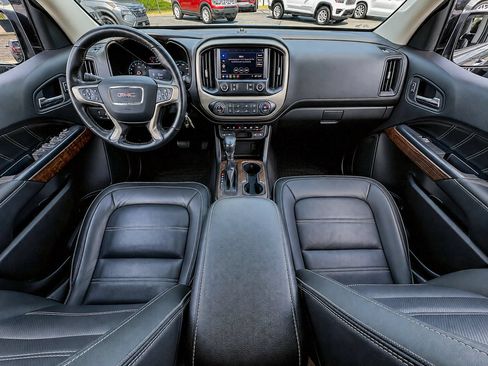 Used 2022 GMC Canyon Denali AWD/4WD image 2
