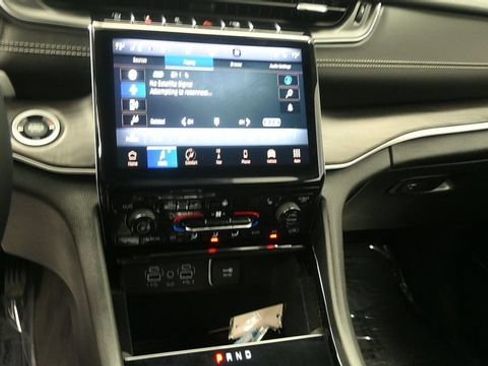Used 2021 Jeep Grand Cherokee L Limited AWD/4WD image 21