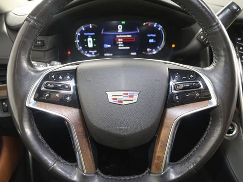 Used 2019 Cadillac Escalade ESV Premium Luxury image 39