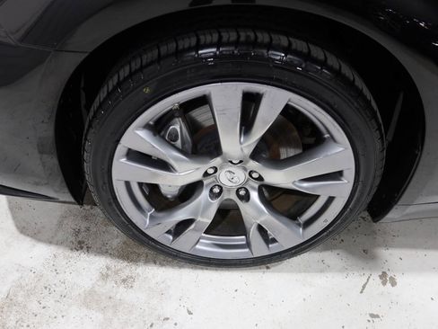 Used 2015 INFINITI Q70 3.7 w/ Sport Package RWD image 10