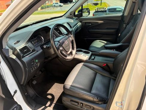 Used 2023 Honda Ridgeline RTL-E image 13