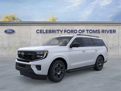 New 2025 Ford Expedition Active image 1