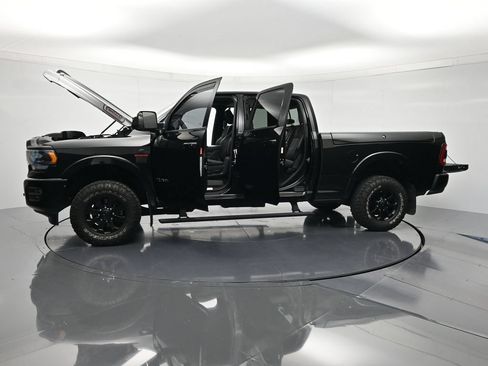 Used 2022 RAM 2500 Limited AWD/4WD image 47