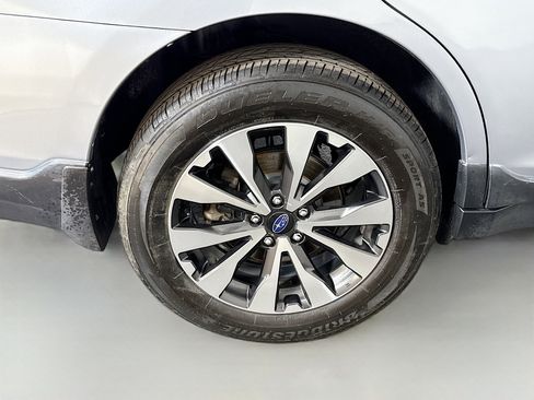 Used 2016 Subaru Outback 2.5i Limited image 33