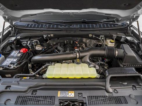 New 2026 Ford Expedition Max Platinum image 8