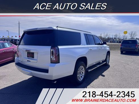Used 2019 GMC Yukon XL SLT w/ HD Trailering Package AWD/4WD image 4