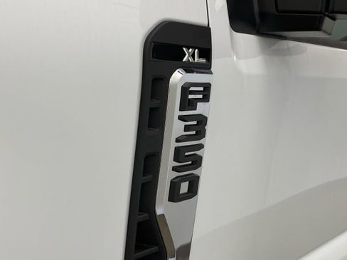 New 2025 Ford F350 XL w/ XL Chrome Package image 8