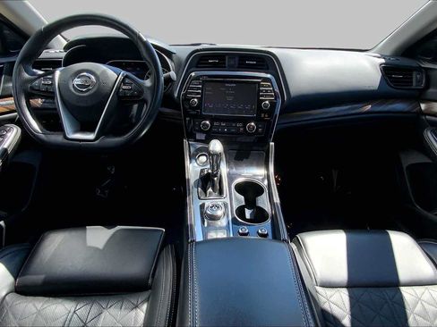 Used 2016 Nissan Maxima Platinum FWD image 16