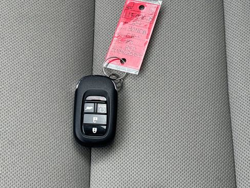 Used 2024 Honda CR-V EX image 9