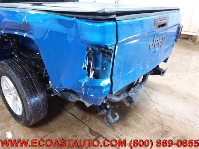 Used 2021 Jeep Gladiator Sport AWD/4WD image 17