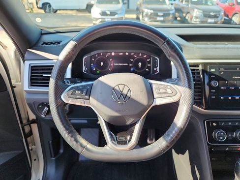 Used 2022 Volkswagen Atlas Cross Sport SEL R-Line image 16