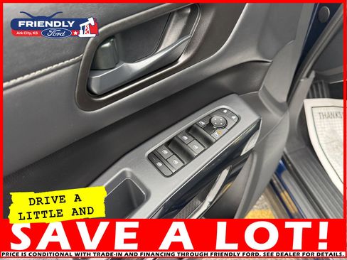 Used 2024 Nissan Pathfinder SV image 16