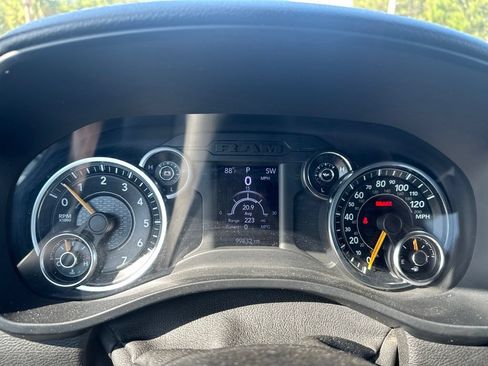 Used 2021 RAM 1500 Big Horn AWD/4WD image 14