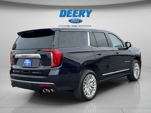 Used 2023 GMC Yukon Denali AWD/4WD image 7