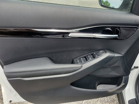 New 2025 Kia Seltos S image 18