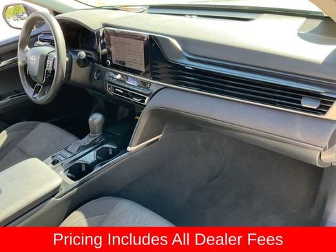 Used 2025 Toyota Camry LE FWD image 18