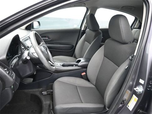Certified 2021 Honda HR-V LX image 19