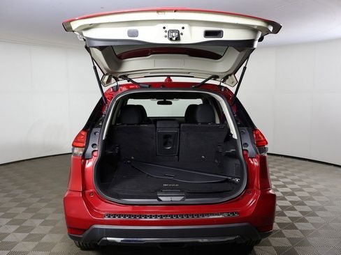 Used 2017 Nissan Rogue S image 12