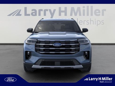 New 2026 Ford Explorer Active w/ Active Comfort Package image 6