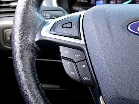 Used 2019 Ford Edge SEL w/ Equipment Group 201A FWD image 14