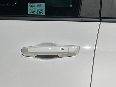 Used 2026 GMC Terrain Elevation image 17