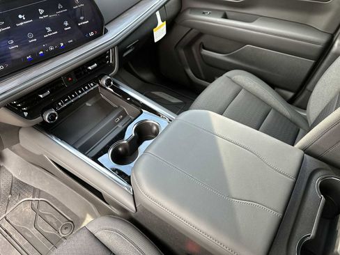 New 2026 Chevrolet Tahoe LS image 22