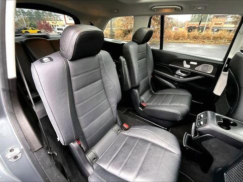 Used 2023 Mercedes-Benz GLS 450 4MATIC image 19