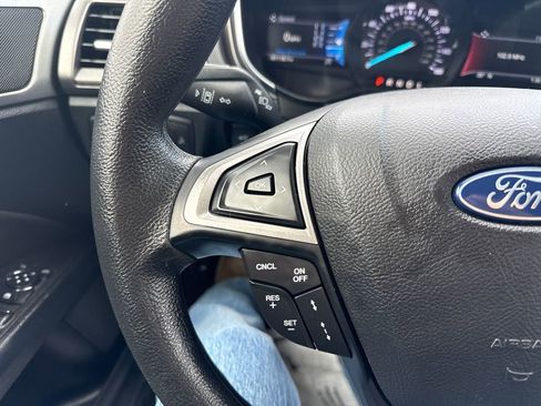 Used 2020 Ford Fusion SE image 25